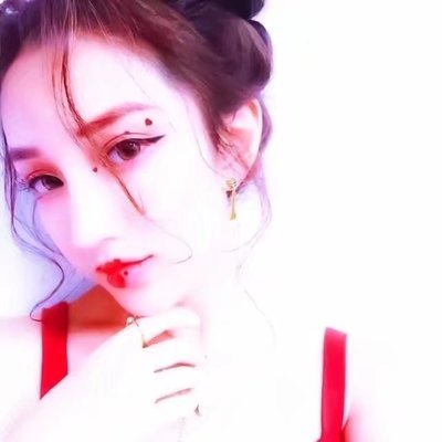 往事長出胡子