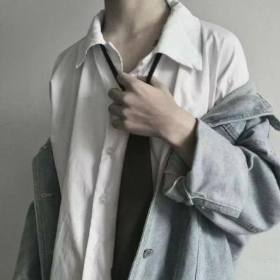 草bian的戒指