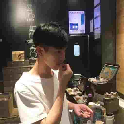 爷︷就是拽